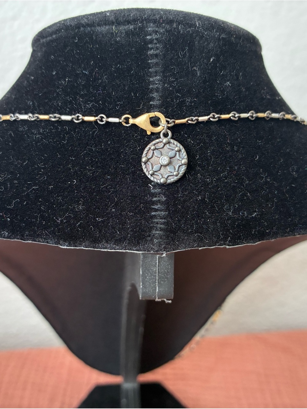 Freida Rothman Two tone Chain - Picture 5 of 7